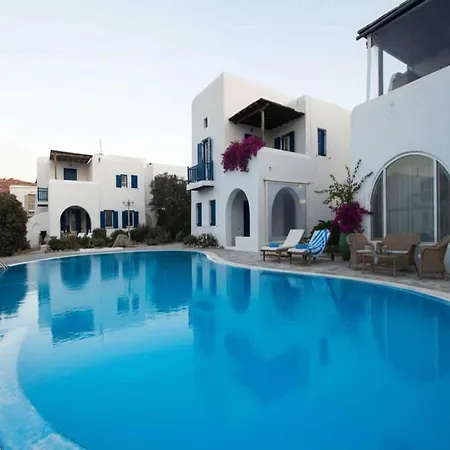 Poolside With Coastal Views Διαμέρισμα *